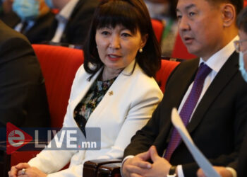 У.Хүрэлсүх, Н.Уртнасан нарын цөлжилтийн эсрэг хоршил