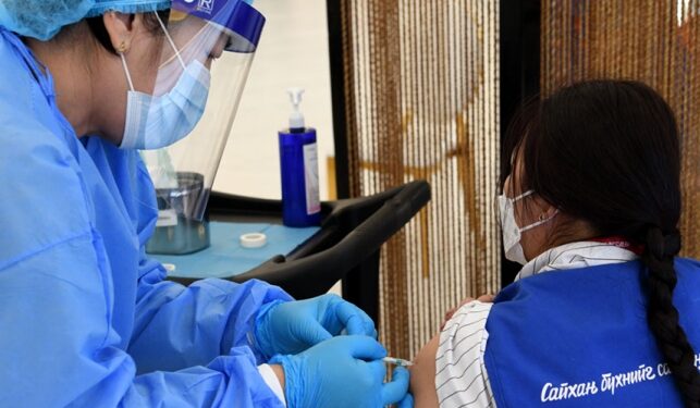 Үйлчилгээний салбарынхан III тундаа хамрагдаж эхэллээ