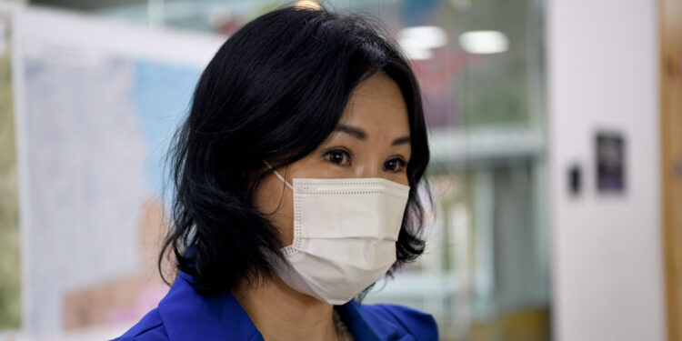 О.Энхзаяа: Өдөрт 4000 гаруй хүн нэмэлт тунгаа хийлгэж байна