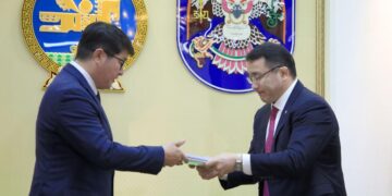 Нийслэлийн 2022 оны төсвийн төслийг өргөн барив