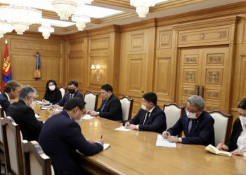 Л.Оюун-Эрдэнэ: Оюутолгойн 34 хувьд ногдох өрийг тэглэх ёстой