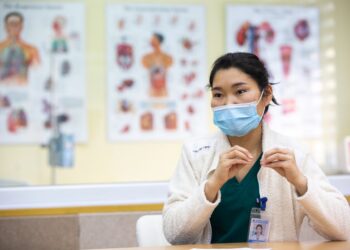 Б.Золзаяа: Коронавирусээр өвдсөн тохиолдолд хатгаа болж хүндрээгүй бол таны уушгинд хатуурал, үлдэцгүй эдгэнэ