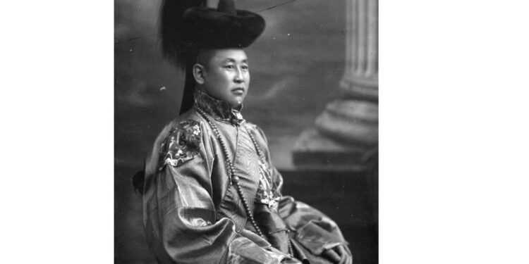 Сайн сайхны цог жавхаа, төрийн түвшин нуруу