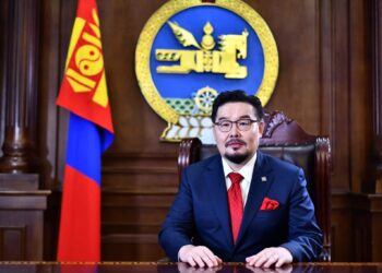 Г.Занданшатар: Цүнх баригчдыг биш боловсролтой, чадалтай хүмүүсийг томилдог болъё