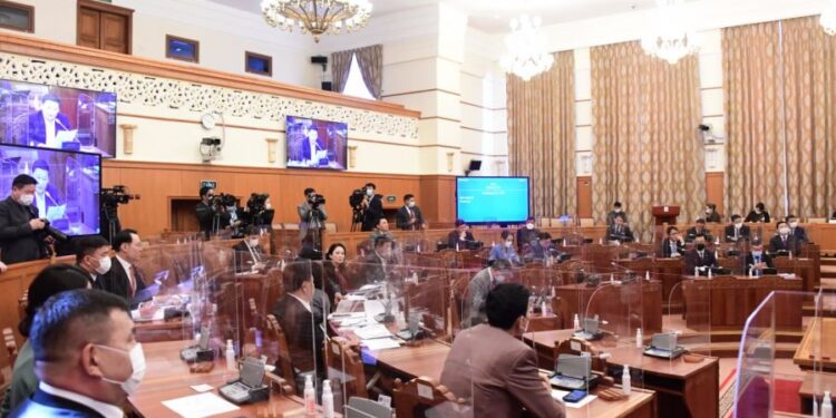 Энэ долоо хоногт УИХ-ын чуулганы нэгдсэн хуралдаанаар...