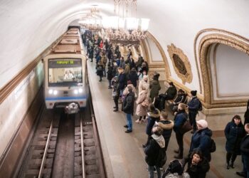 Түгжрэлийг бууруулахын тулд метротой болгох ёстой гэж иргэд саналаа өгчээ