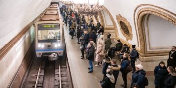 Түгжрэлийг бууруулахын тулд метротой болгох ёстой гэж иргэд саналаа өгчээ