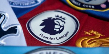 Премьер лигийн тоглолтууд коронавирусийн омикрон хувилбарын тархалтаас болж зогсохгүй