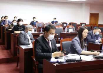 Төвийн дүүргүүдийн Иргэдийн төлөөлөгчдийн хурлын бүрэлдэхүүнтэй уулзав