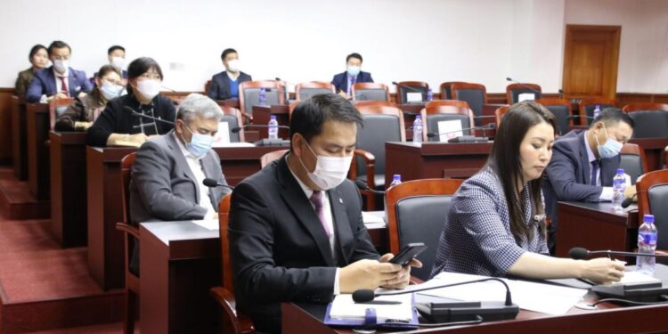 Төвийн дүүргүүдийн Иргэдийн төлөөлөгчдийн хурлын бүрэлдэхүүнтэй уулзав