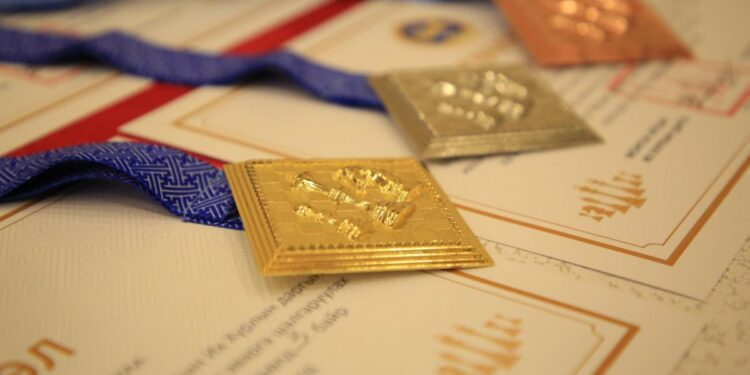 Шатар сонирхогчдын 2021 оны нийслэлийн аваргууд тодорлоо