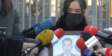 Хурган дарга нарын буруугаас нөхөр нь амиа алдсан учир өлсгөлөн зарлахаар болжээ
