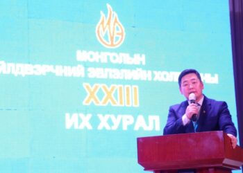 Төрийн өмчид 64.8 тэрбум төгрөгийн хохирол учруулсан Д нарт холбогдох эрүүгийн 27 хэргийг шүүхэд шилжүүлэх саналтай шилжүүлэв
