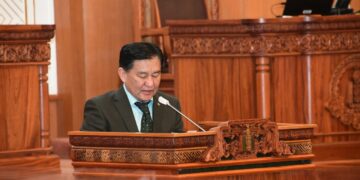 Оюутолгойн асуудлаарх Түр хороог татан буулгалаа