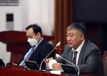 Орон нутгийн сэтгүүлч, сурвалжлагчдад авлигын нөхцөл байдлын талаар танилцуулав