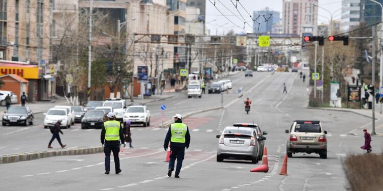 Дотоодод Омикрон илэрсэн ч хөл хорио тогтоохгүй