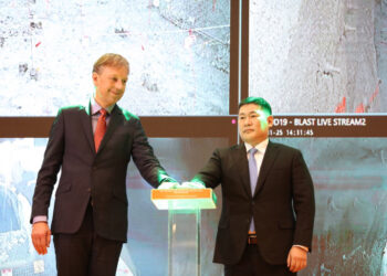 Оюу толгойн гүний уурхайн үйлдвэрлэлийн бүтээн байгуулалт эхэллээ