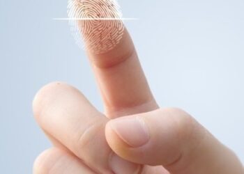 Ирэх тавдугаар сараас хурууны хээгээр ажилчдынхаа цагийг бүртгэхийг хуулиар хориглоно