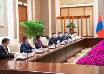 БНХАУ-ын Төрийн зөвлөлийн Ерөнхий сайд Ли Көчянтай албан ёсны уулзалт хийлээ