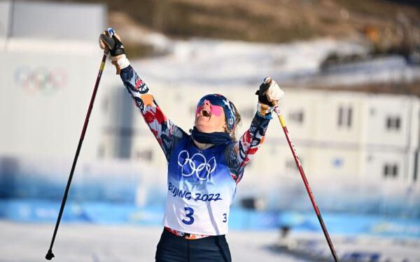 Бээжингийн өвлийн олимпын анхны алтан медалийн эзэн тодорлоо