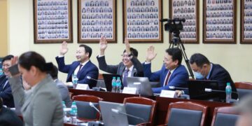 Хөдөлмөрийн үндэсний намын бүлэг байгуулсныг зарлалаа