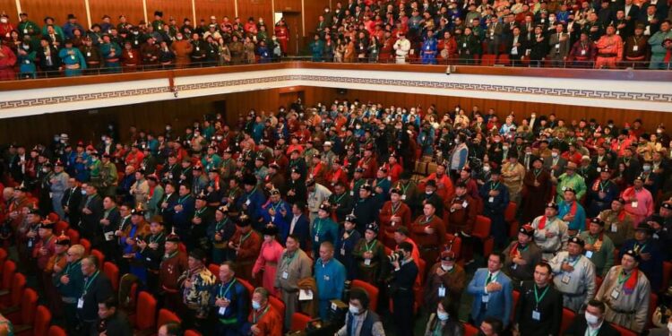 Европт дайны, Монголд эв эеийн салхи сэвэлзэв