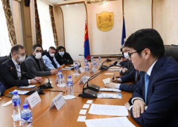 НИТХ-ын дарга Ж.Батбаясгалан Газпромбанкны удирдлагуудтай уулзлаа