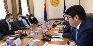 НИТХ-ын дарга Ж.Батбаясгалан Газпромбанкны удирдлагуудтай уулзлаа