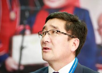 Нийслэлийн эрүүл мэндийн газрын дарга Б.Бямбадорж ковидоор мөнгө хийж 3,1 тэрбумыг халаасалжээ