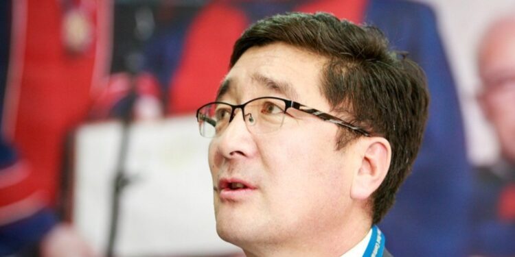 Нийслэлийн эрүүл мэндийн газрын дарга Б.Бямбадорж ковидоор мөнгө хийж 3,1 тэрбумыг халаасалжээ