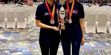 Н.Мөнхшүр, Н.Энхшүр нар дэлхийн хошой аварга боллоо