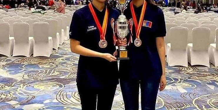 Н.Мөнхшүр, Н.Энхшүр нар дэлхийн хошой аварга боллоо