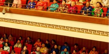 Одонтой ээжүүд үрсийнхээ тоогоор мод тарьж, ургуулна