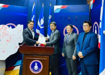 Ардчилсан намын даргад Х.Баттулга, Ж.Батсуурь нар өрсөлдөнө