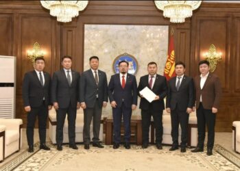 Зөрчлийн тухай хуульд нэмэлт, өөрчлөлт оруулах тухай хуулийн төслийг өргөн мэдүүллээ