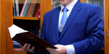 МУ-ын ШУА-ийн ерөнхийлөгч Д.Рэгдэлийг ОХУ-ын “Пушкины медаль”-иар шагналаа