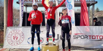 С.Жамбалжамц хүрэл медаль хүртэв