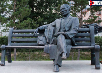 Өнөөдөр Явуу найрагчийн төрсөн өдөр