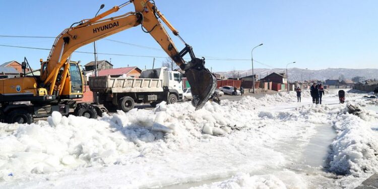Шар усны үерээс сэргийлж ажиллахыг үүрэгдэв
