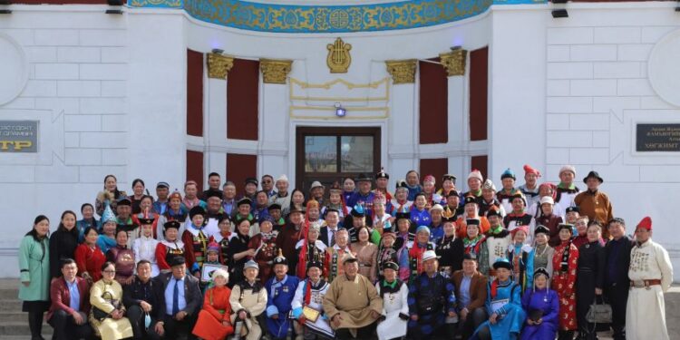 Ховд аймгийн соёлын биет бус өв тээгчид анх удаа зөвлөлдөв