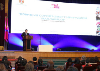 Ерөнхий сайд Л.Оюун-Эрдэнэ цар тахлын үед ажиллаж байгаа эмэгтэйчүүдэд талархал илэрхийллээ