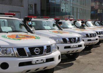 Эмнэлгийн яаралтай тусламжийн автомашинуудыг хүлээлгэн өглөө