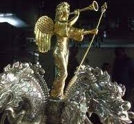 "Мөнгөн мод" цомын эзэдтэй танилцана уу