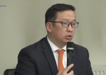 Монголд ирэх жуулчдыг ерөнхий сайдын мэндчилгээгээр угтаж, БОАЖ-ын сайд үдэж өгнө