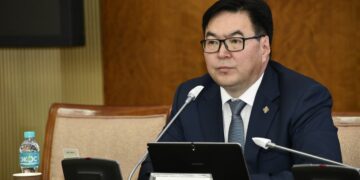 УИХ-ын Хөнгөн үйлдвэрлэлийн хөгжлийн дэд хорооны 2022 оны анхдугаар хуралдаан болж, гурван асуудал хэлэлцэв