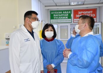 ЭМЯ-ны сайд С.Энхболд ЧД, БГД-ийн Эрүүл мэндийн төв, ЭХЭМҮТ-ийн хүүхдийн эмнэлэгт ажиллалаа