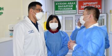 ЭМЯ-ны сайд С.Энхболд ЧД, БГД-ийн Эрүүл мэндийн төв, ЭХЭМҮТ-ийн хүүхдийн эмнэлэгт ажиллалаа