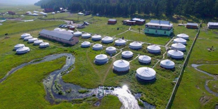 Ахмад настанд хөнгөлөлттэй үйлчилгээ үзүүлэх амралт, сувиллын газруудтай танилцана уу