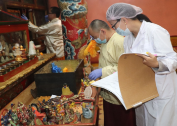 Гандантэгчэнлин хийдэд 10 жилийн дараа тооллого хийж, эд зүйлсийн бүртгэлийг цахимжууллаа