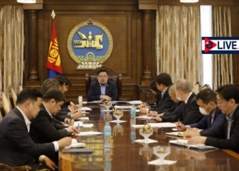 Г.Занданшатар: Хэмнэлтийг өөрсдөөсөө эхлүүлье